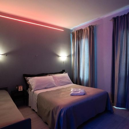 J Hotel Орбассано Екстер'єр фото